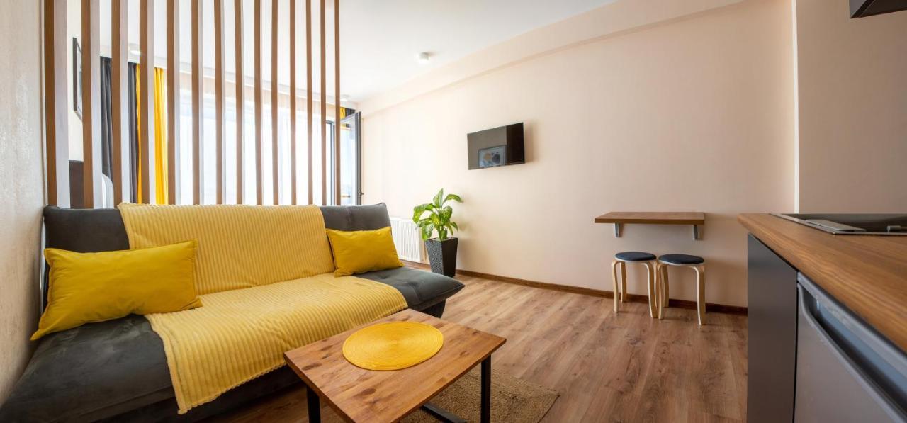 Panorama Apartment New 구다우리 외부 사진